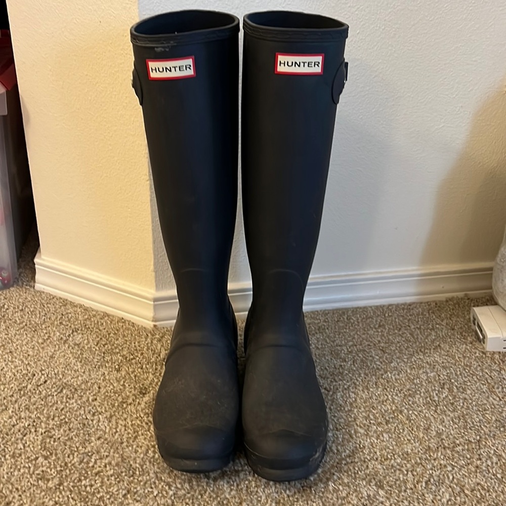 Navy blue Hunter original tall rainboots size us 8 eu 39